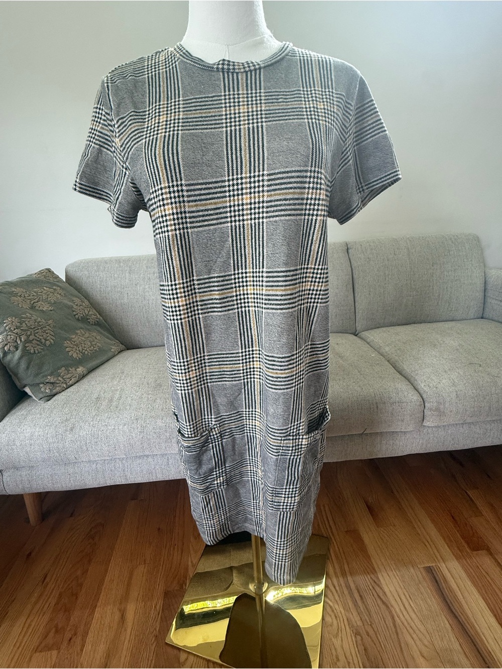 Classic Gray Plaid Short-Sleeve Midi Dress